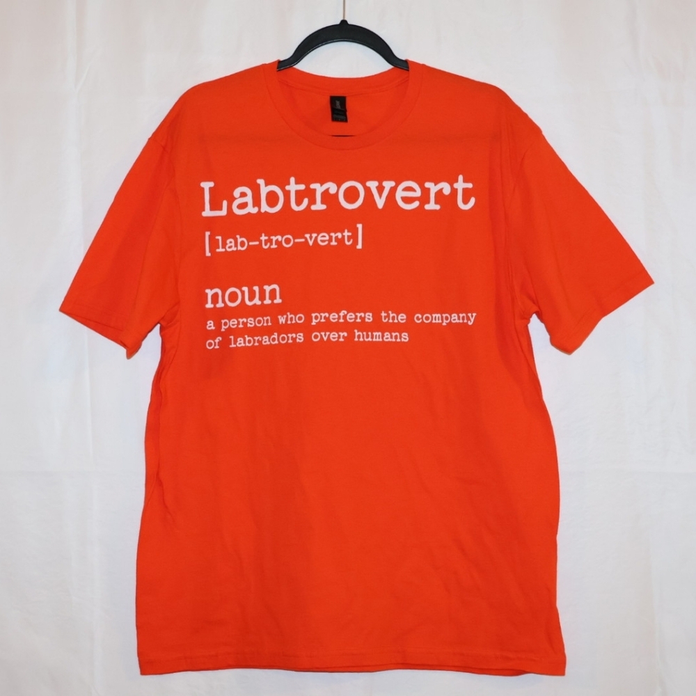 Gildan Labtrovert Labrador Graphic T-Shirt - Orange. Large. Unisex.